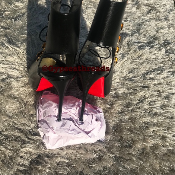Christian Louboutin Troubida 120 Lace Front Pump🎀 - Picture 8 of 16